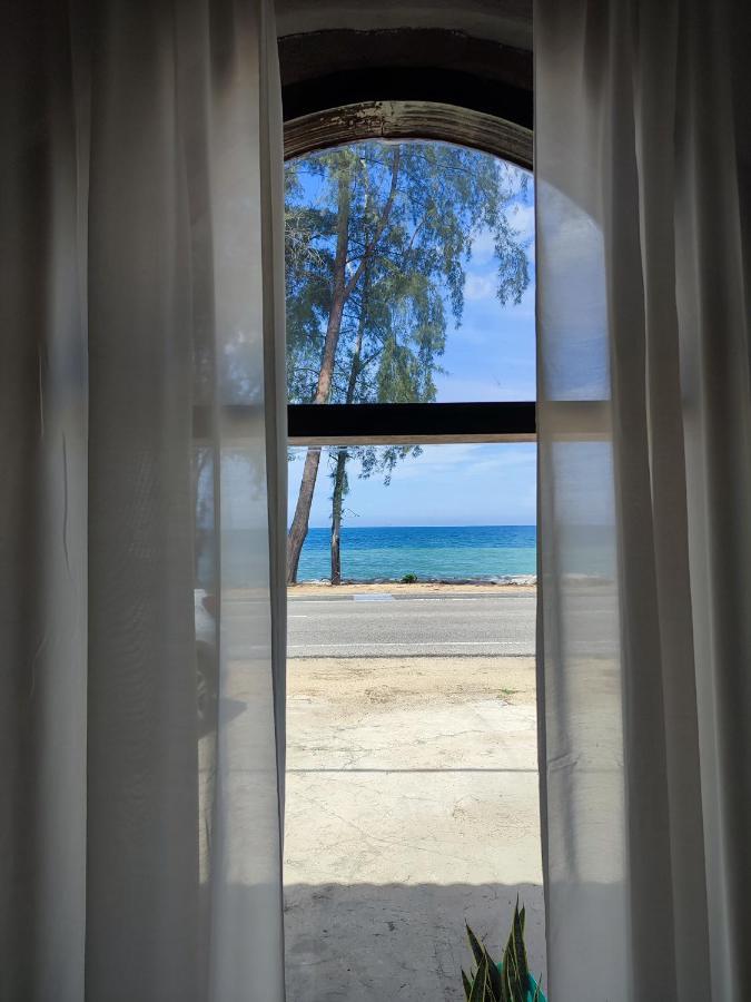 Tamu Beradu Seaview Private Villa 3 Bedroom No Pool 6 Pax Max Dungun Εξωτερικό φωτογραφία